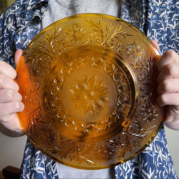 Indiana Glass Other - 9” Vintage Indiana Amber tiara glass plate